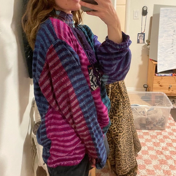 Lightweight psychedelic color block sweater OS - Picture 6 of 7